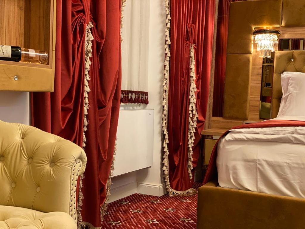 Vila Imperial One Luxury Boutique Hotel Fagaras Exterior foto