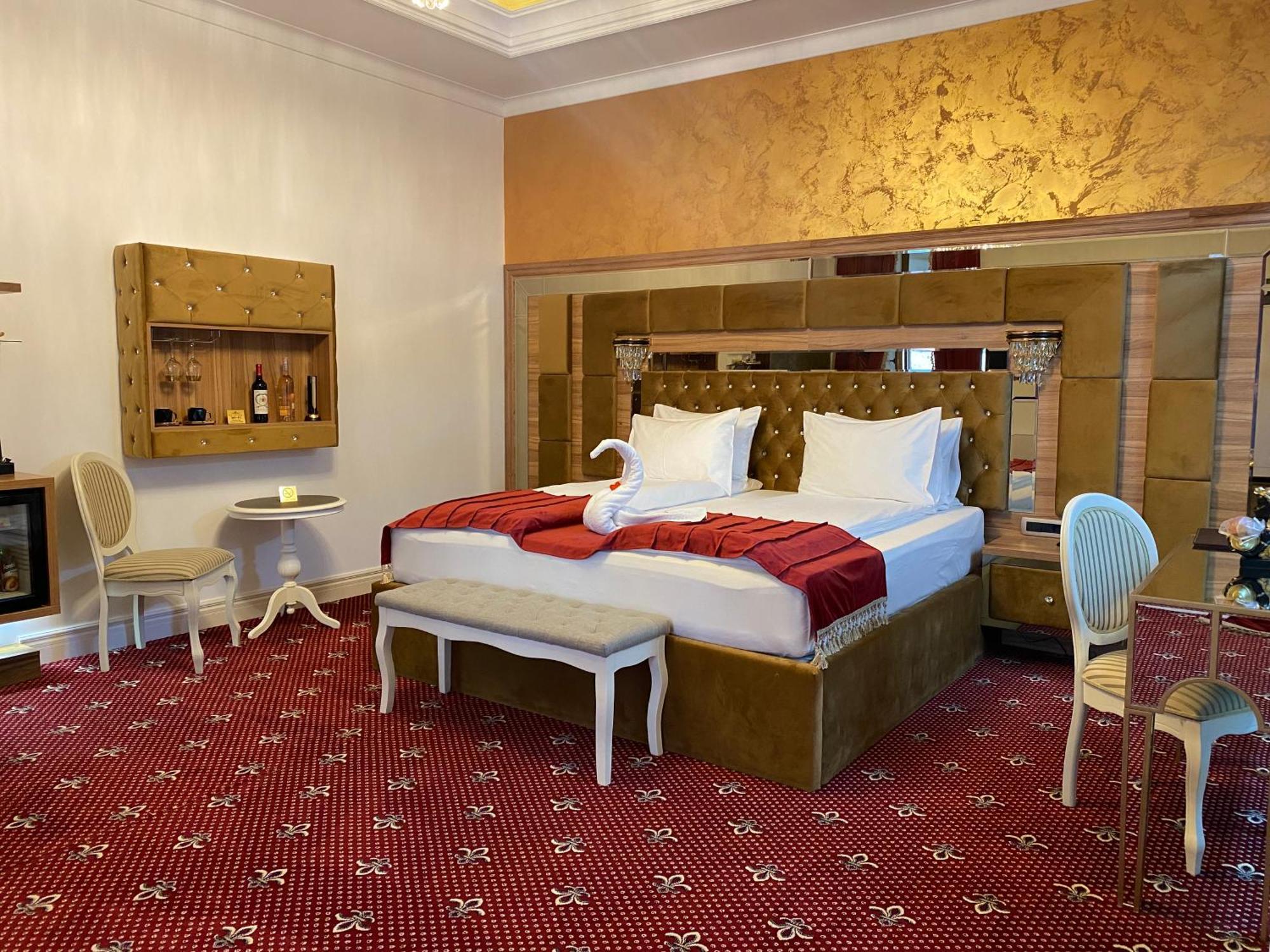 Vila Imperial One Luxury Boutique Hotel Fagaras Exterior foto