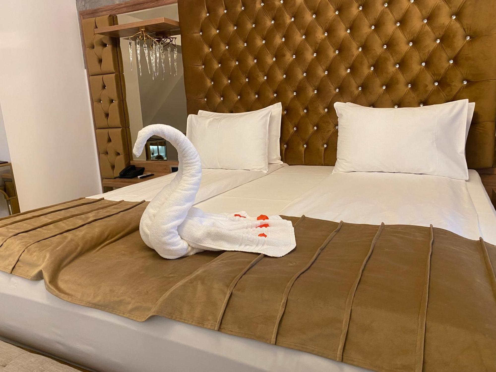 Vila Imperial One Luxury Boutique Hotel Fagaras Exterior foto