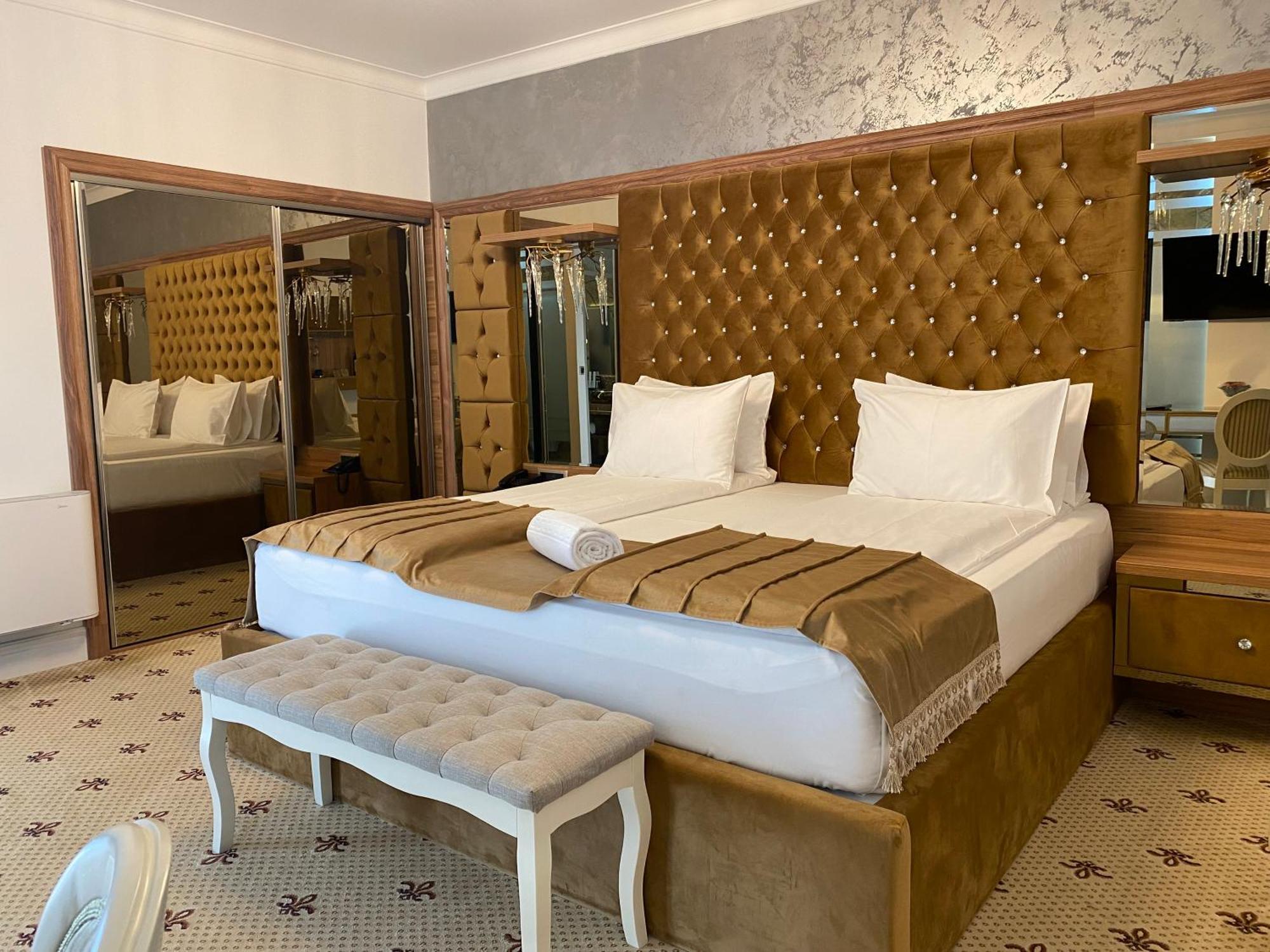 Vila Imperial One Luxury Boutique Hotel Fagaras Exterior foto